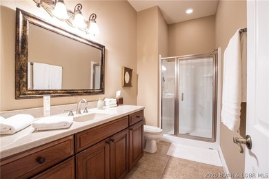 Arrange a showing on this exquisite 6 bed 4 (full) bath luxury - photo 26