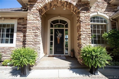 Arrange a showing on this exquisite 6 bed 4 (full) bath luxury - photo 50