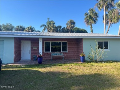 Caloosahatchee River Home For Sale in North Fort Myers Florida