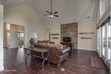 Are you looking for a stunning custom-built home with - photo 8