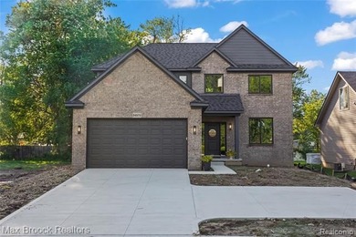 Welcome to lakeside living with this incredible new construction - photo 2