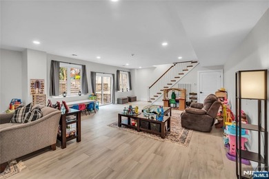 Built in 2023, this stunning custom Colonial Farm House offers - photo 31