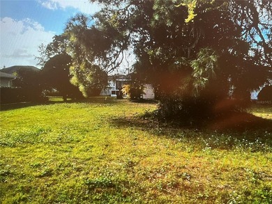 LOCATION!!! JUST 5 MINUTES WALK FROM THE WARM MINERAL SPRINGS!!! - photo 3