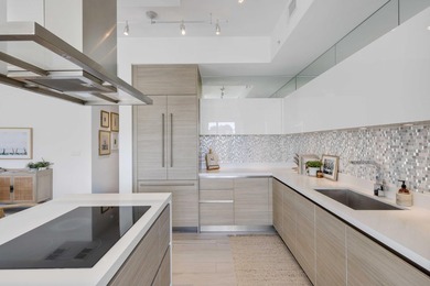 Originally designed as a 3 bedroom floorplan and thoughtfully - photo 8
