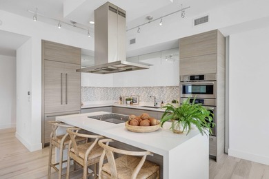 Originally designed as a 3 bedroom floorplan and thoughtfully - photo 10