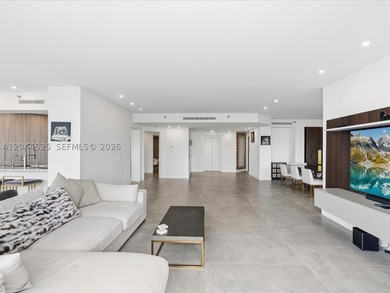 Exquisite completely renovated corner residence in prime - photo 3