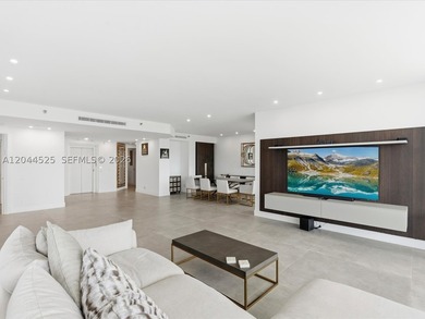 Exquisite completely renovated corner residence in prime - photo 5