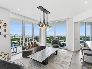 Exquisite completely renovated corner residence in prime - photo 8