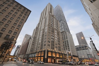 Lake Michigan - Cook County Condo For Sale in Chicago Illinois