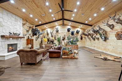 WhiteStone Ranch is a remarkably transformed Hill Country estate - photo 47