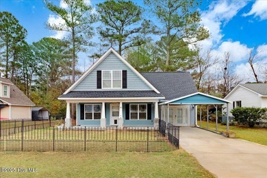 White Lake Home For Sale in Elizabethtown North Carolina