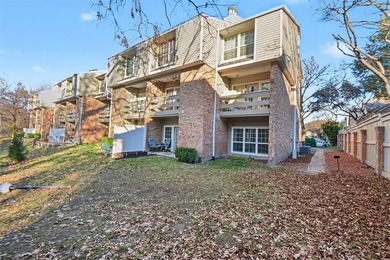 (private lake, pond, coastal) Condo For Sale in Dallas Texas