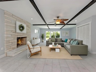 One or more photo(s) has been virtually staged. Island living at - photo 4