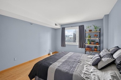 Experience the best of urban living in this stylish 1-bedroom - photo 15