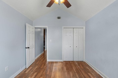Welcome home to this perfectly located 3-bedroom, 2-bath - photo 17
