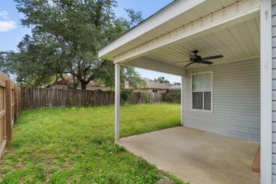 Welcome home to this perfectly located 3-bedroom, 2-bath - photo 25