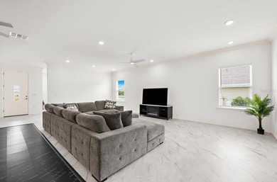 Welcome home to this beautifully maintained 2019-built residence - photo 5
