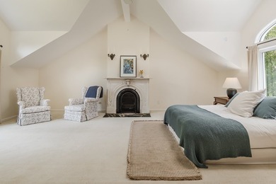 This country home has retained its old-world charm over time - photo 26