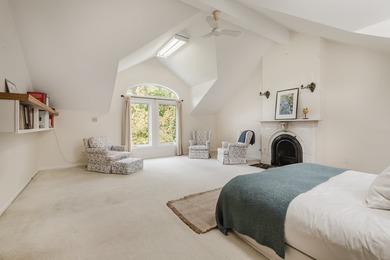 This country home has retained its old-world charm over time - photo 27