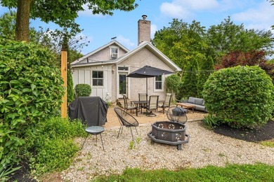 English countryside charm meets Hamptons bungalow living on this - photo 50