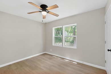 Renovated and Move-in ready! This 4-bedroom, 1-bath home offers - photo 17