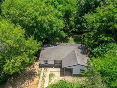 Renovated and Move-in ready! This 4-bedroom, 1-bath home offers - photo 29