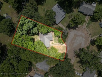Renovated and Move-in ready! This 4-bedroom, 1-bath home offers - photo 30