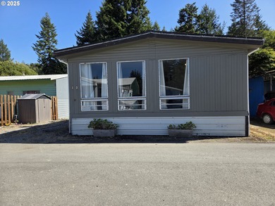 Rogue River Home For Sale in Gold Beach Oregon