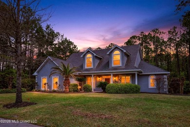 Welcome to luxury living in the prestigious Shell Landing Golf - photo 4