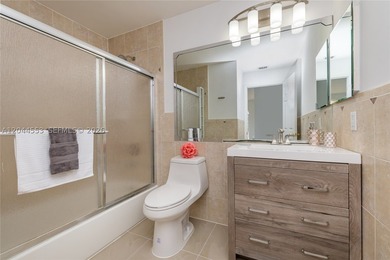 Experience the ultimate Doral lifestyle in this stunning 5BR/3BA - photo 6