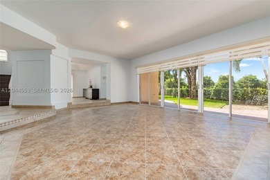 Experience the ultimate Doral lifestyle in this stunning 5BR/3BA - photo 7