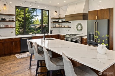 Mountain living meets timeless comfort in this beautifully - photo 7