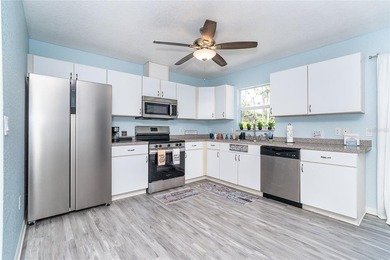 MovAGENTS - PLEASE VIEW REALTOR REMARKS IN THE MLS. Move in - photo 8
