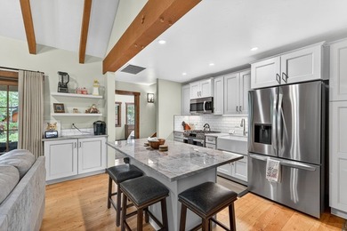 Fabulous fully remodeled 2BR single-family ski cottage in - photo 5
