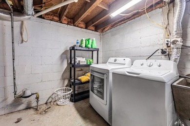 Still renting?? Now you can own!! This cozy 2 bedroom, 1 - photo 13