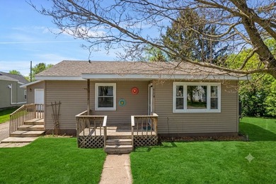 Still renting?? Now you can own!! This cozy 2 bedroom, 1 - photo 32