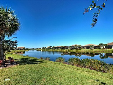 Under contract-accepting backup offers. This exceptional - photo 4