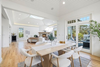 Welcome to 185 14th Avenue in Santa Cruz, an extraordinary - photo 10