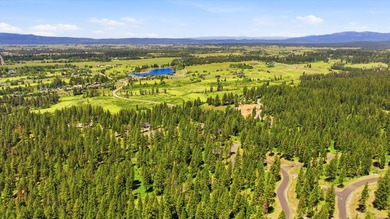 Nestled on a lovely wooded bench above the golf course and just - photo 5