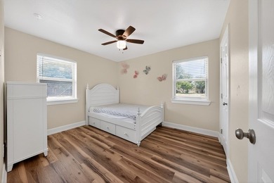 Nestled in a sought-after enclave surrounded by sprawling ranch - photo 20