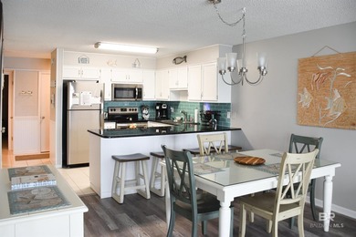 REDUCED 40K OWNER JUST LOWERED THIS RARE CONDO ON OLE RIVER WITH - photo 22