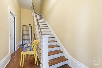 PRICED BELOW APPRAISAL! Seller offering $10,000 in concessions - photo 3