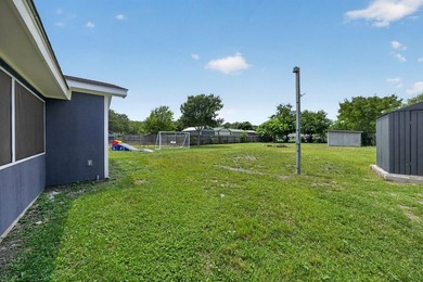 Nestled in a sought-after enclave surrounded by sprawling ranch - photo 26