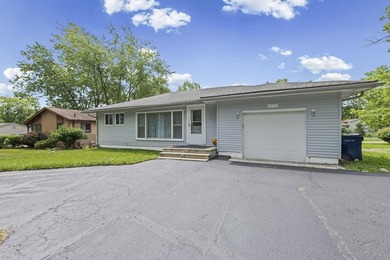 Like a New Home!! Completely renovated split ranch - remodeled - photo 35