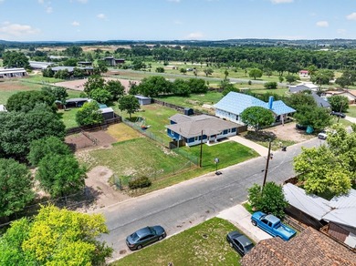 Nestled in a sought-after enclave surrounded by sprawling ranch - photo 36