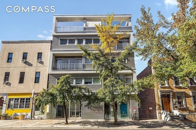 Palatial 2,458 ft Full-Floor Loft-like 4-Bedroom + Convertible - photo 18