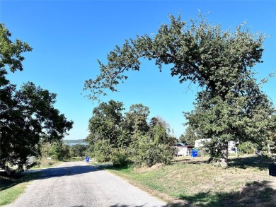 Lake Texoma Lot For Sale in Gordonville Texas