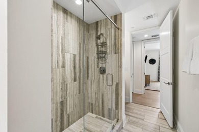 Welcome to ''On The Square'' at Georgetown Condos in Rosemary - photo 22
