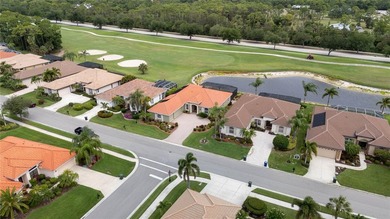 Virtually Staged. SPECTACULAR GOLF & LAKE VIEWS! 3 BR/2BA/3-CAR - photo 3