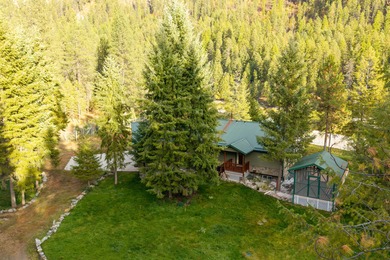 (private lake, pond, creek) Home For Sale in Laurier Washington